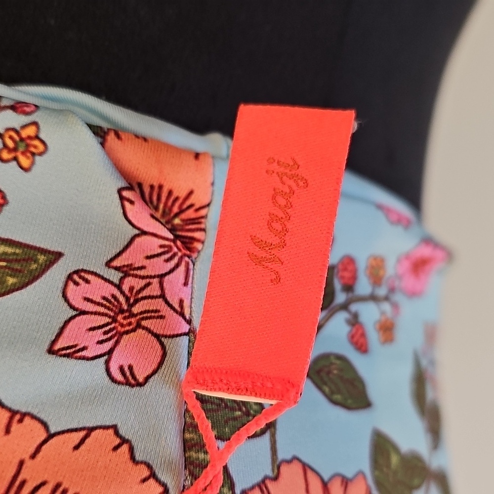 Maaji Floral Reversible Bikini Top with Pink and Orange Accents Size M - Picture 5 of 6